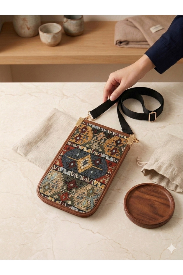 Ethnic Patterned Woven Phone Holder Shoulder Bag