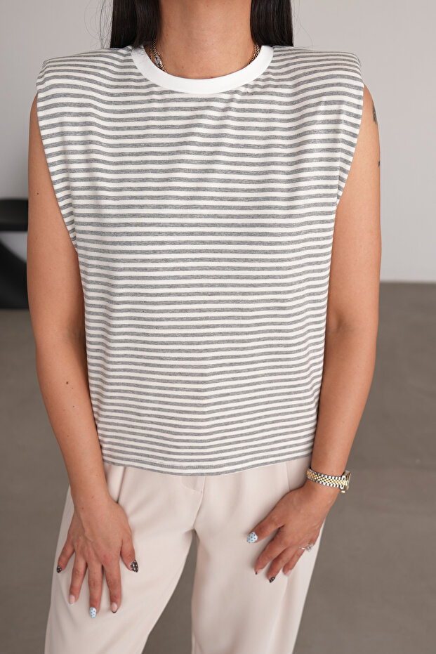 Striped Padded Basic T-Shirt - 3
