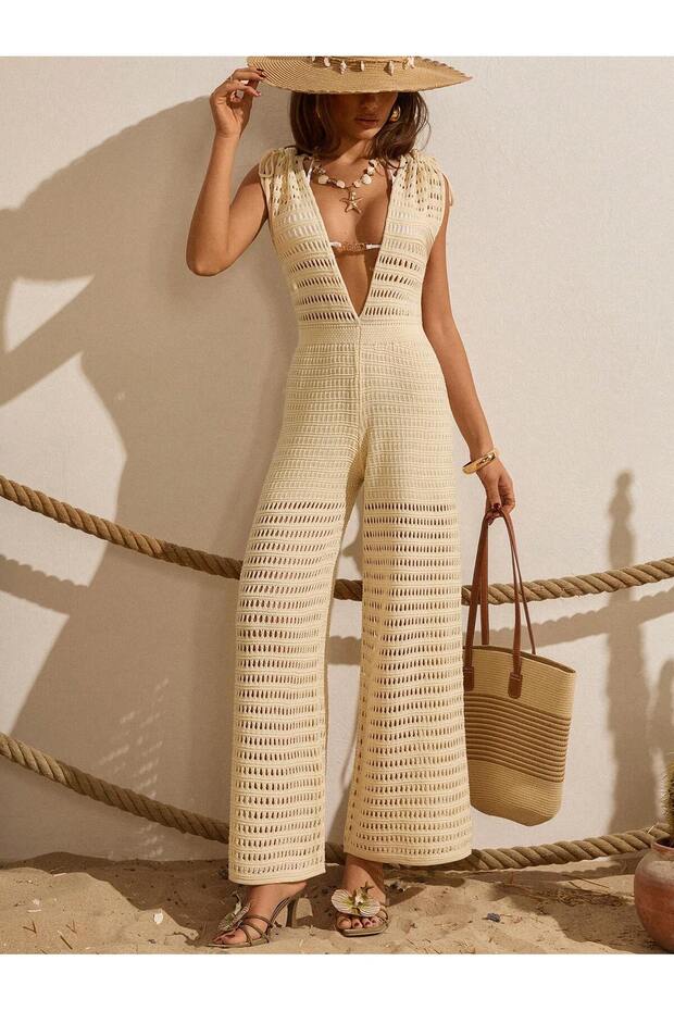 Openwork Knitwear Jumpsuit – Deep V-Neck Stylish and Modern