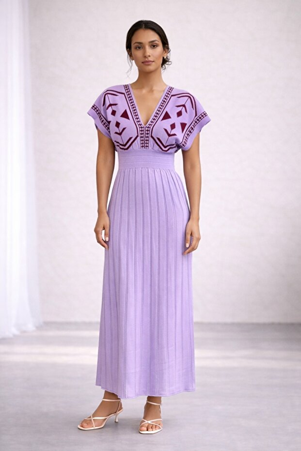 Stylish and Comfortable Knitwear Maxi Dress