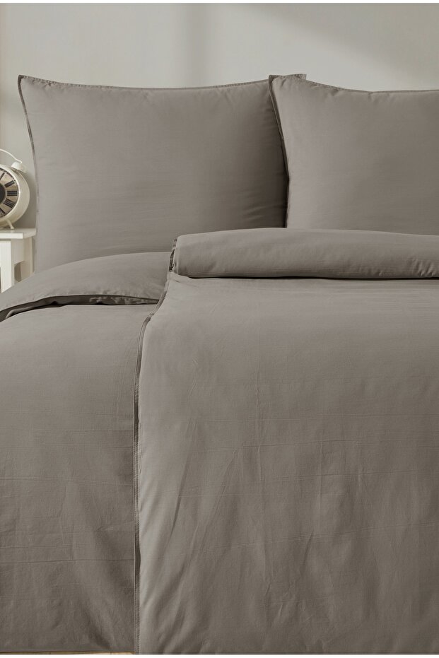 Washed Natural Cotton Duvet Cover Set |   Washed Cotton |   100% Cotton |   Single Bed (with Cream Sheets)