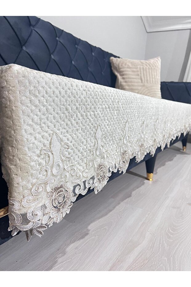 Lace Velvet Patterned Non-Slip Sofa Throw Luxury Seating Area Cover 80X210Cm