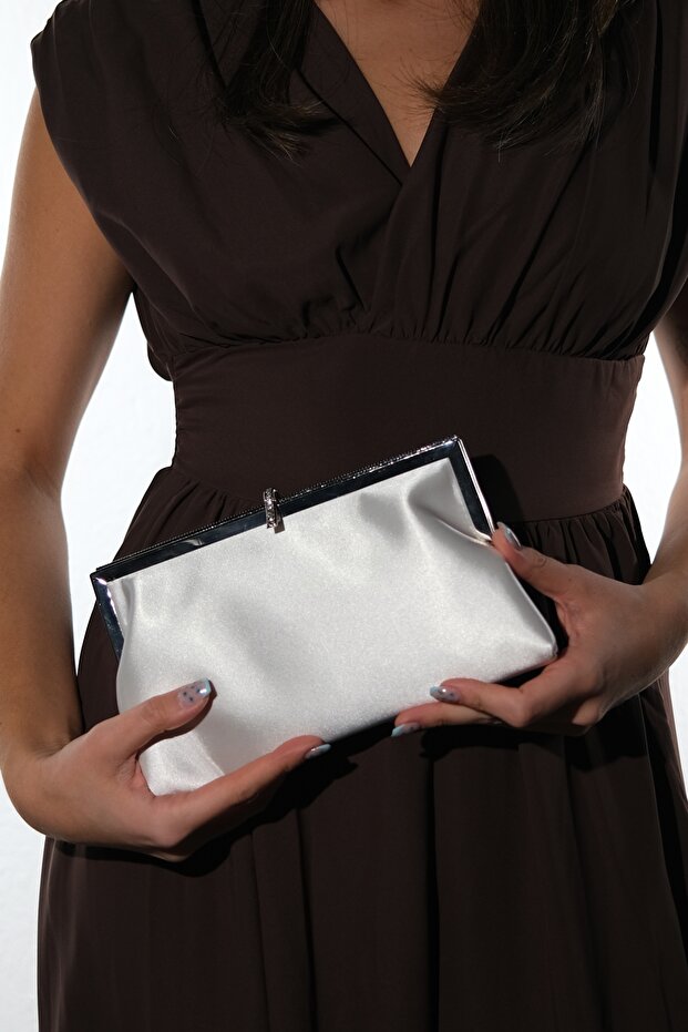 752 Satin Women's Evening Dress Bag