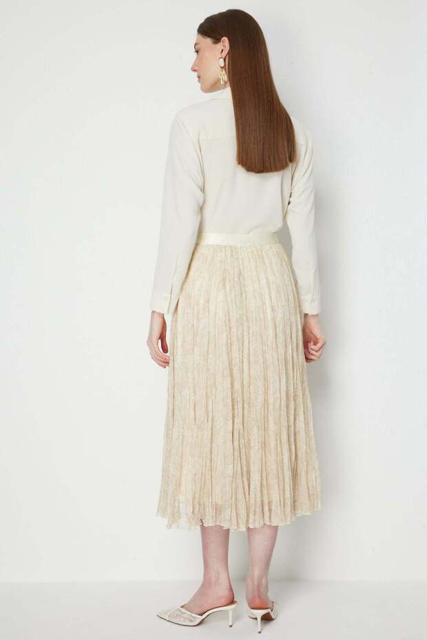 Fabric Patterned Pleated Maxi Skirt - 5