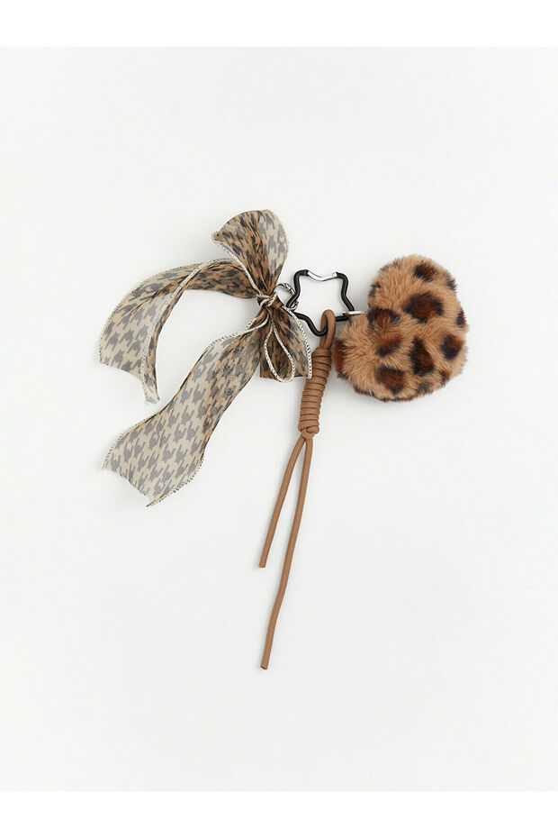 Nevavm Bag Charm with Bow Figure and Difference Design