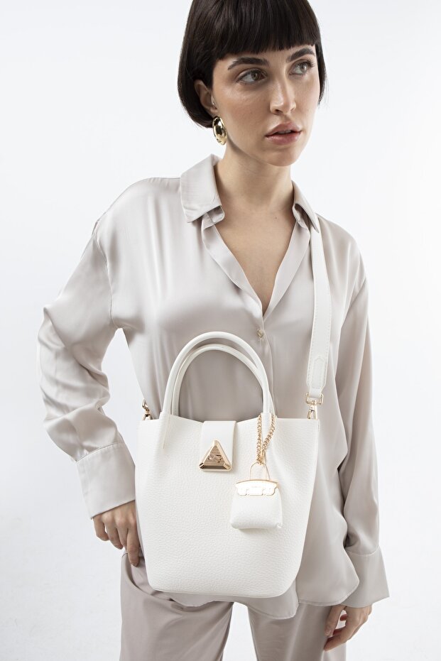 Byn2346 White Women's Shoulder Bag