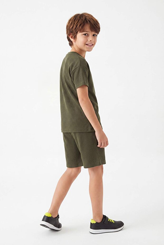 Haki Erkek Çocuk Pamuklu Basic Şort T-Shirt Dokulu Örme Alt-Üst Takım TKDSS25AU00130 - 5