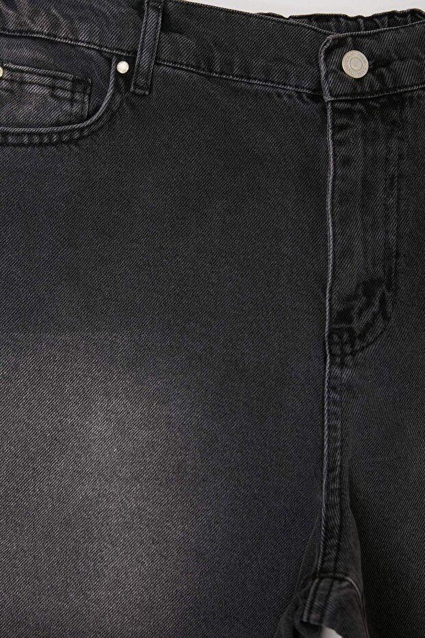 Siyah Yüksek Lastikli Bel City Boy %100 Pamuk Non-Stretch Büyük Beden Denim Şort TBBSS26AP00017 - 5