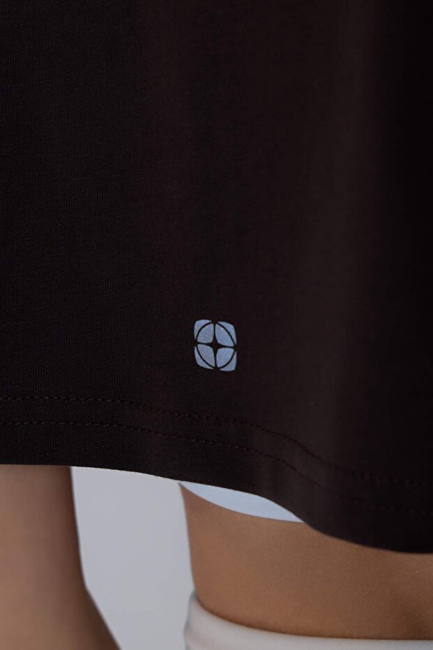 Koyu Kahverengi 2 Katmanlı Reflektör Baskılı Crop Örme Spor T-Shirt THMSS24TS00001 - 5