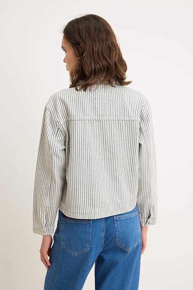 Ekru Denim Çizgili Crop %100 Pamuk Ceket TWOSS26CE00056 - 4