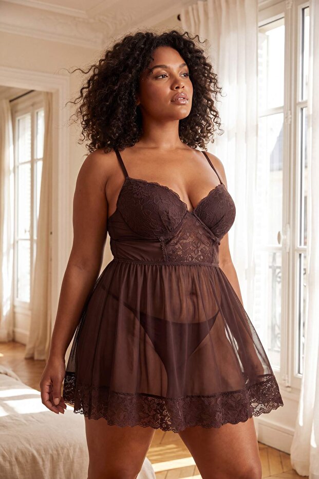 Kahverengi Dantel ve Şerit Detaylı Tül Kaplı Külotlu Babydoll/Fantezi Gecelik TBBSS26DH00010