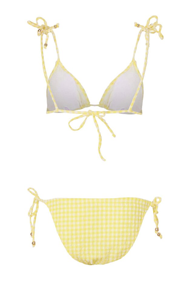 Sarı Ekose Dokulu Üçgen Kaplı Boncuk Aksesuarlı Düşük Bel Regular Bikini Takımı TBESS26BT00027 - 5