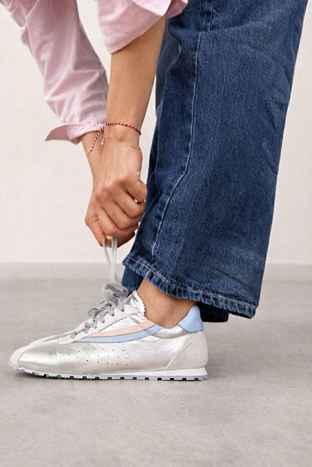 Monowomen's Genuine Leather Sneaker Shoes