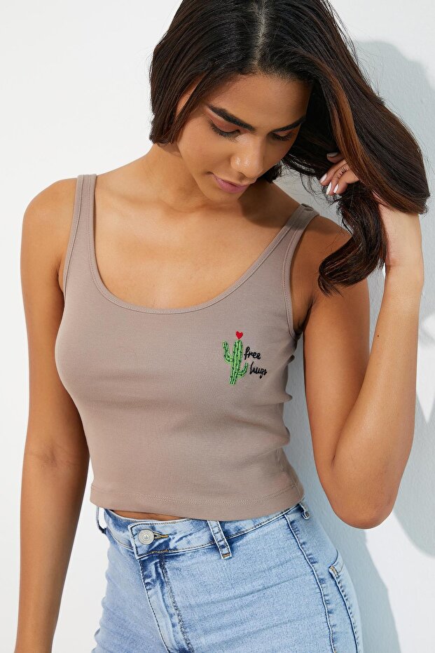 Embroidered Women's Strap Crop Tank Top Mink