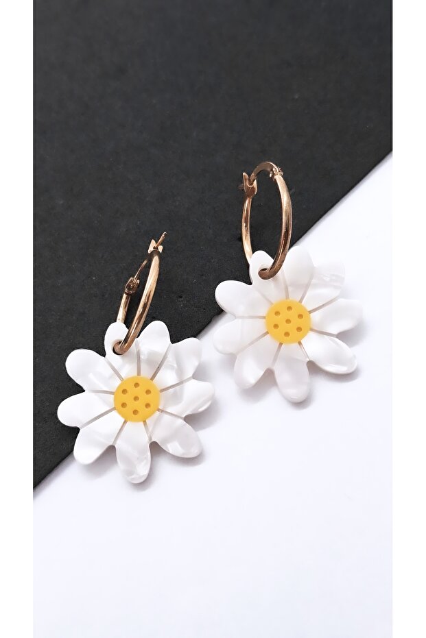 Daisy Figured Earrings - 1