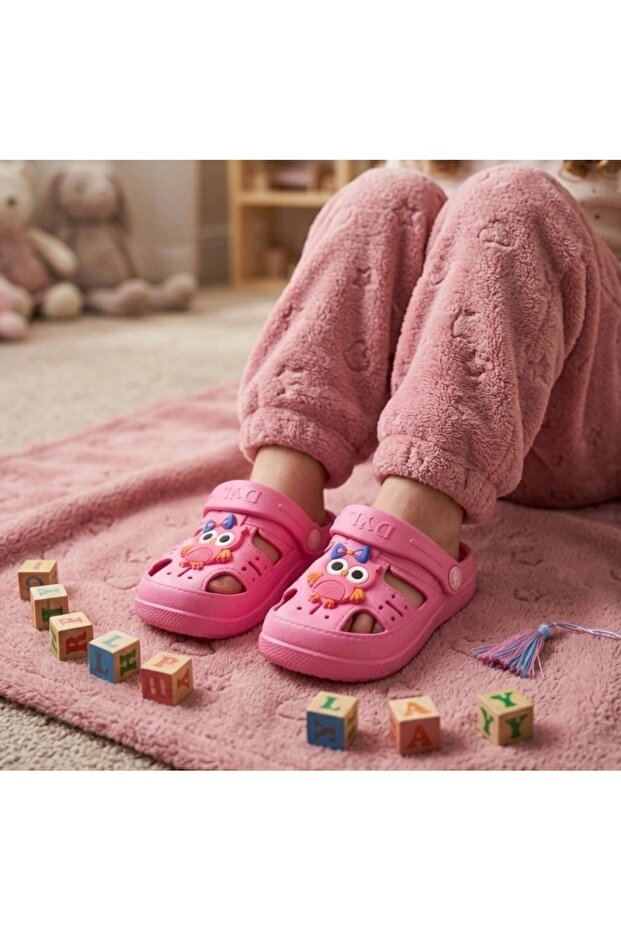 Bird Figured Girls' Sandals and Slippers
