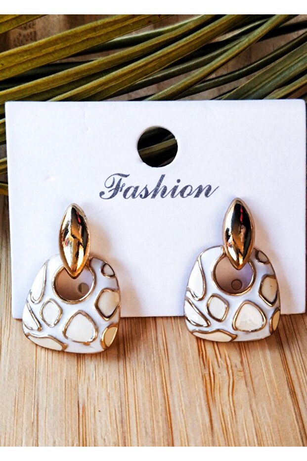 Luxurious Figured Flashy Patterned Earrings