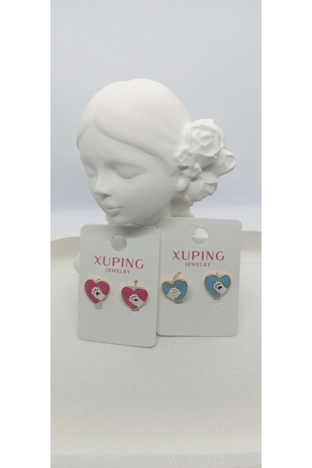 Blue color paw detailed heart earrings