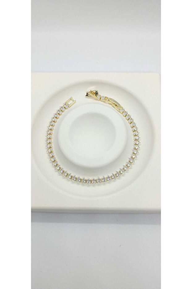 Diamond Pattern Gold Color Steel Waterway Bracelet