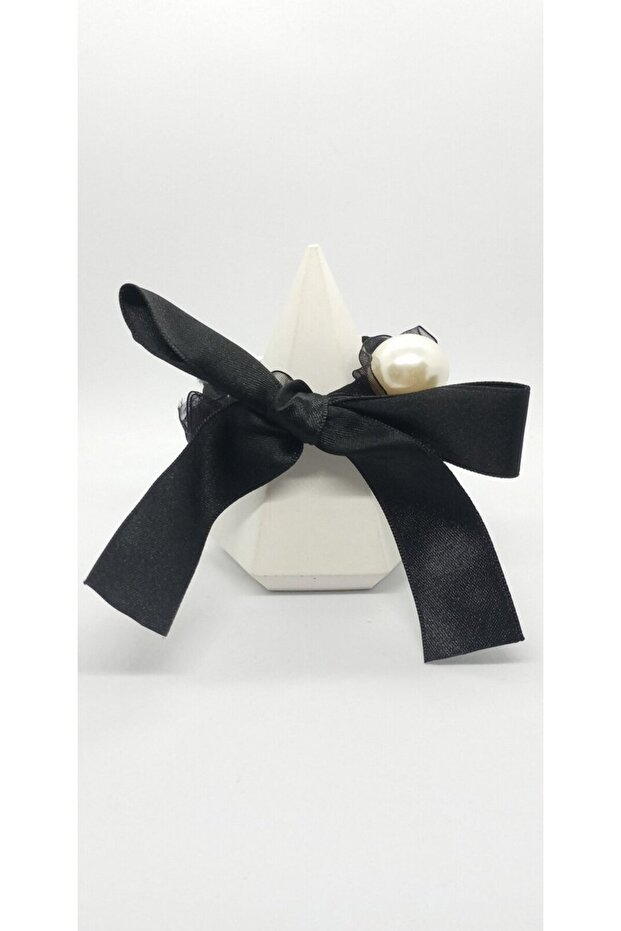 Black Color Pearl and Bow Detailed Rubber Buckle