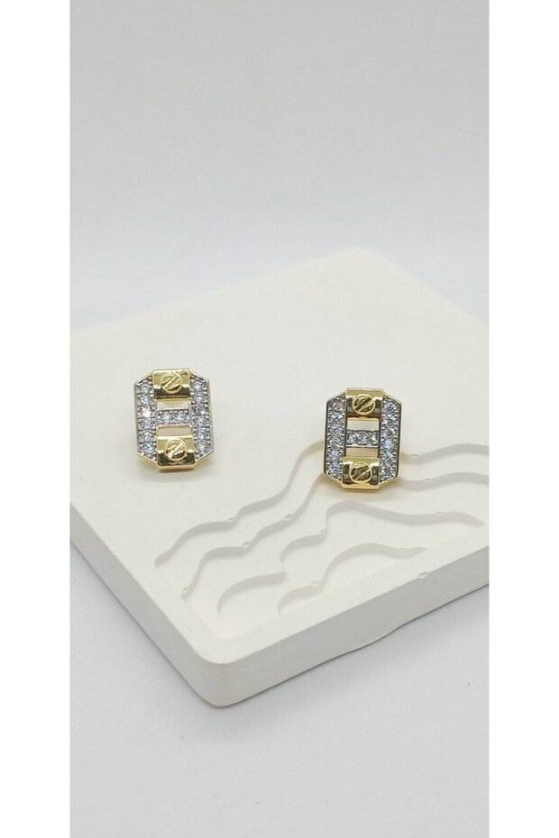 Minimal Earrings with Stone Detail