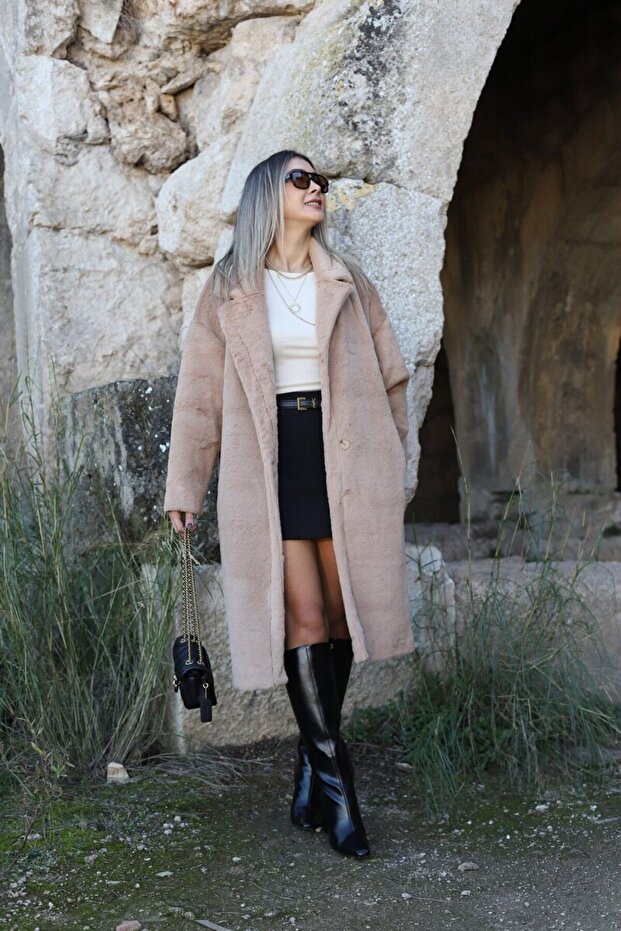Camel Standard Size Fur Coat