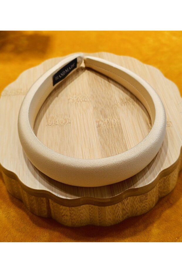 Luxurious Flashy Plain Crown