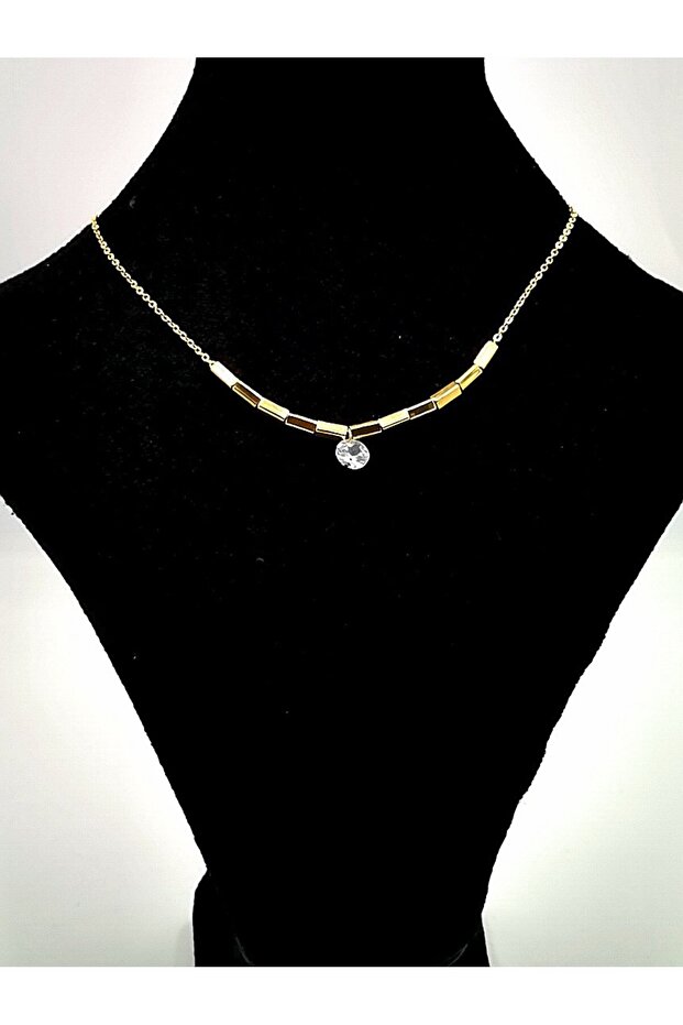 Luxury Non-Tarnish Necklace with Gold-Color Chain Figure