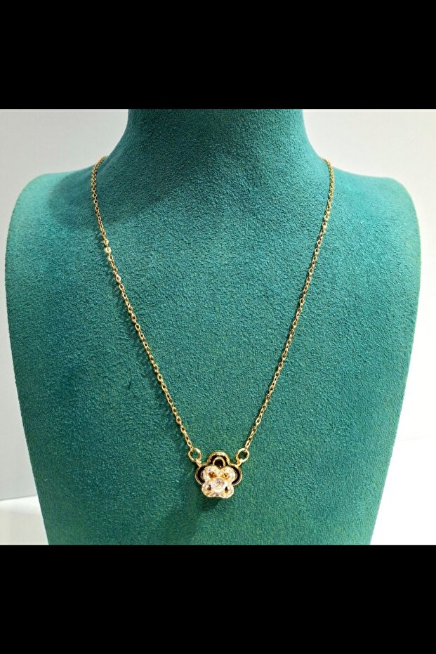 Luxurious Figured Shiny Anti-Tarnish Steel Necklace