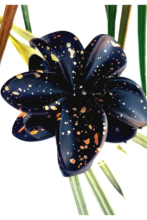 Luxurious Figured Colorful Small Lotus Buckle