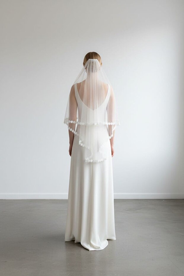Daisy Guipure Embroidered Short Veil 95 cm