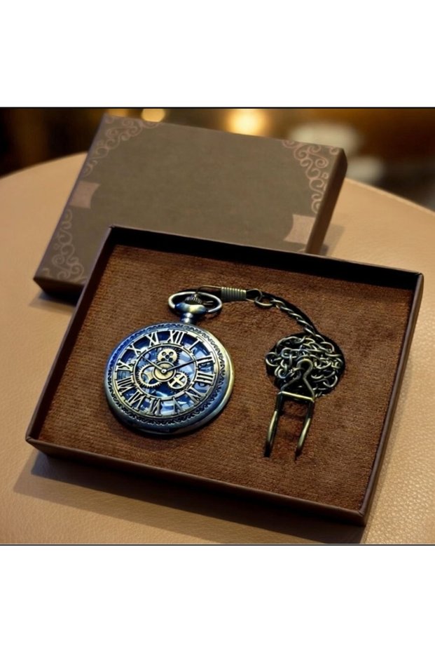 Mr Vintage Chain Pocket Watch Golden Yellow Metal Quartz Movement Antique Watch with Chain Gift