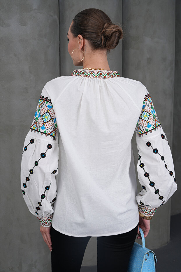 Buttoned Collar Embroidered Cotton Blouse - 7