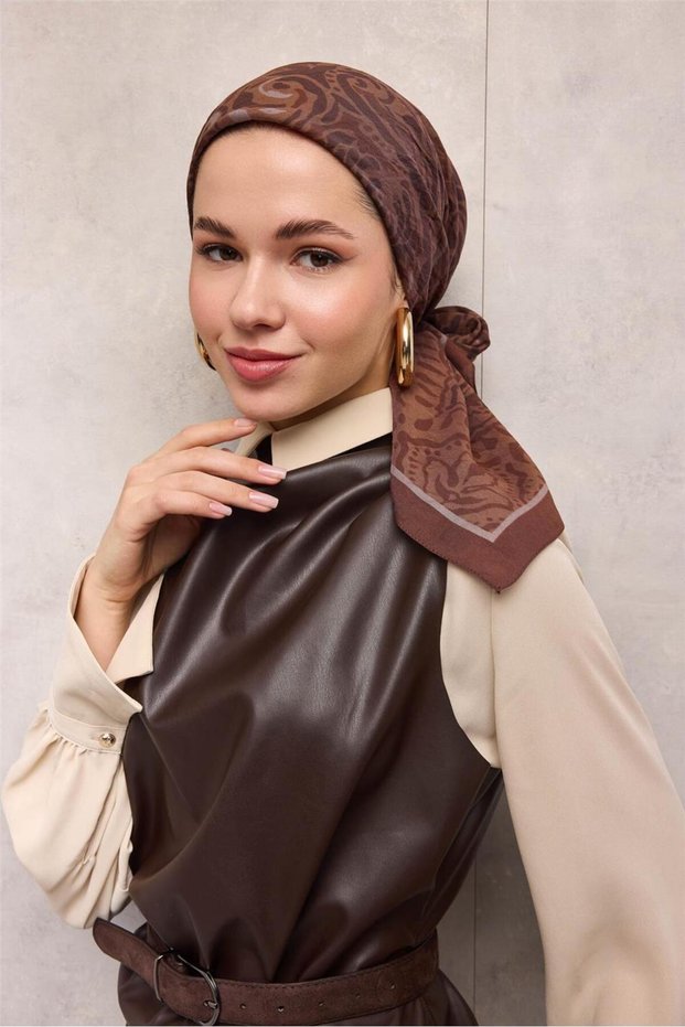 Velora Scarf 161015-18