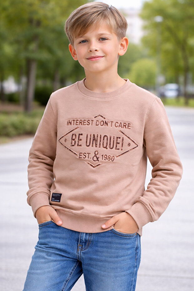 18604-26 Boy's Sweatshirt with Embossed Lettering, Cotton, Daily Comfortable Fit