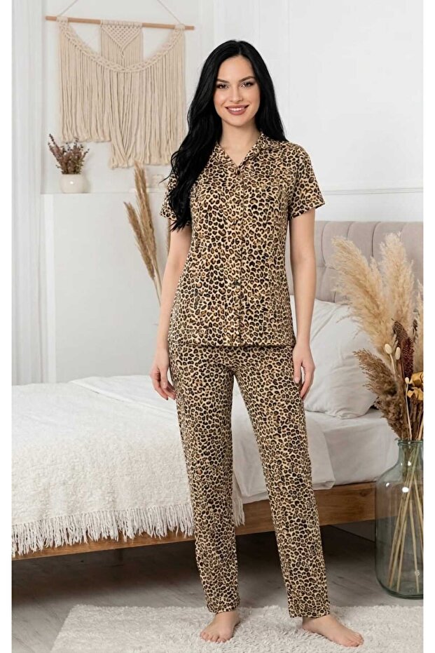 Leopard Patterned Women's Pajama Set