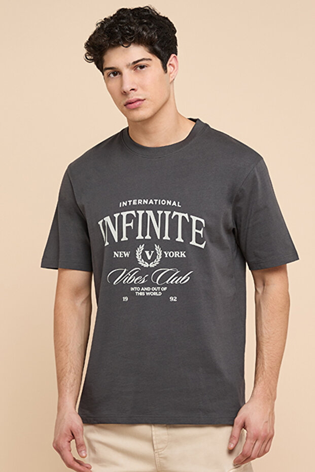 Typography Print T-Shirt with Crew Neck and Short Sleeves