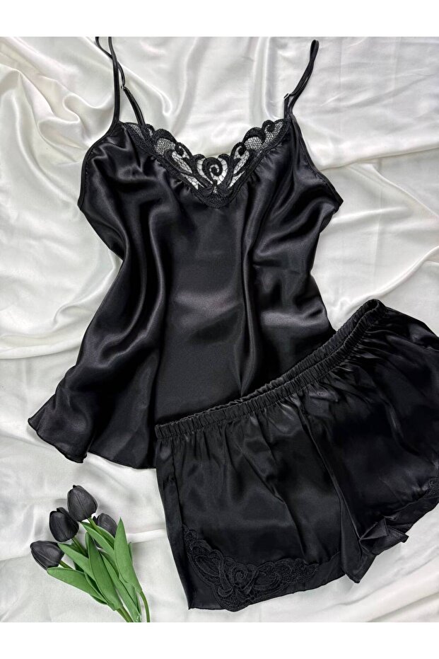 Plus Size Lace Detailed Satin Strap Shorts Pajama Set