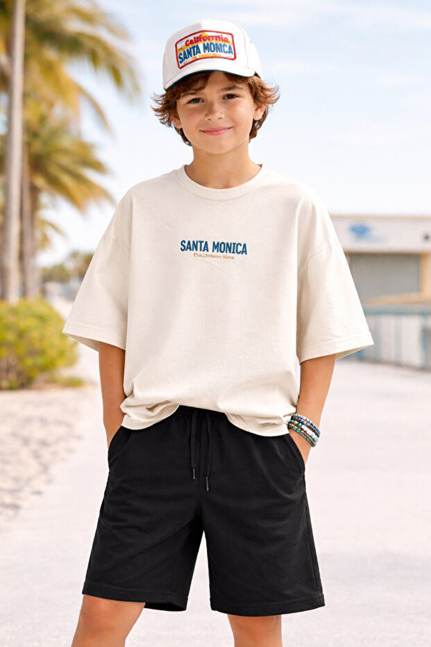 Boy's Oversize Santa Monica Printed T-Shirt & Shorts Set