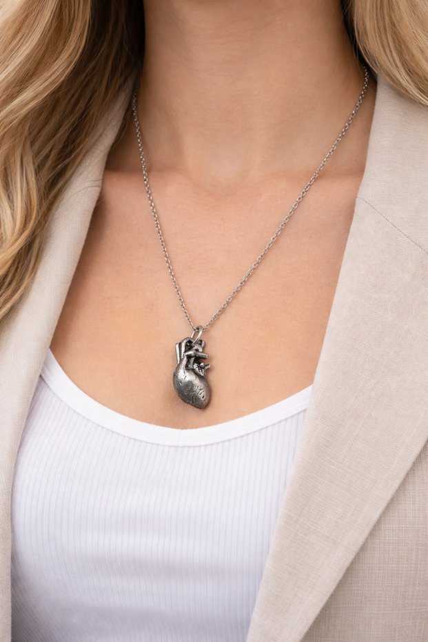 Unisex Silver Color Anatomical Heart Figured Metal Necklace 60 cm Chain