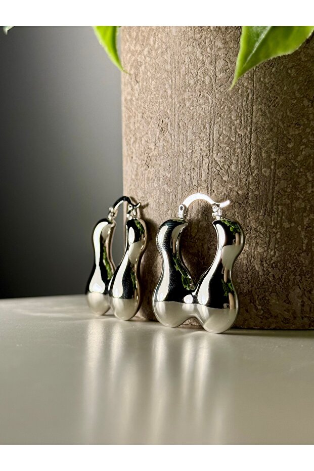 Silver Dalgalı Tasarım Küpe