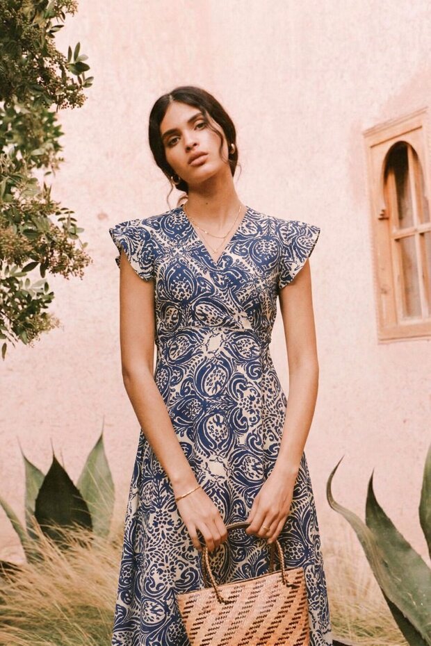 Women's Navy Blue-White Double Breasted Collar Shoulder Ruffle Detailed Elastic Waist Midi Length Dress Arm-24Y001020