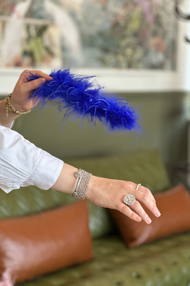 Vur Tak Feathered Bracelet (2 Pieces)