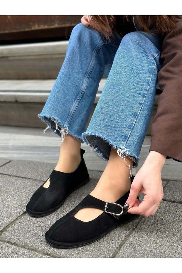 Black Genuine Leather (Alevo) Low-Cut Women's Shoes with Gold Adjustable Buckle Detail