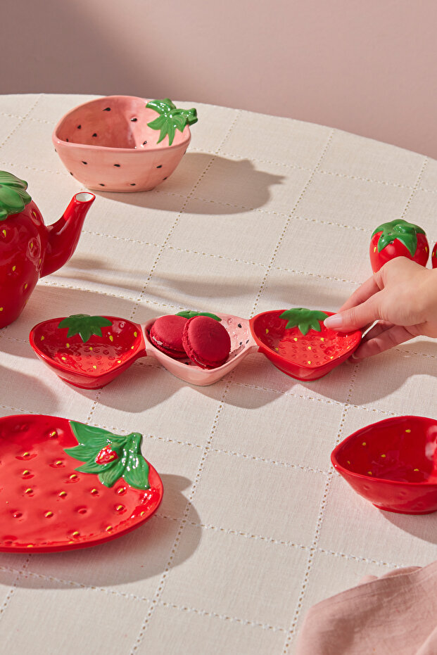 Strawberry Patterned Presentation Plate 29 cm - 5