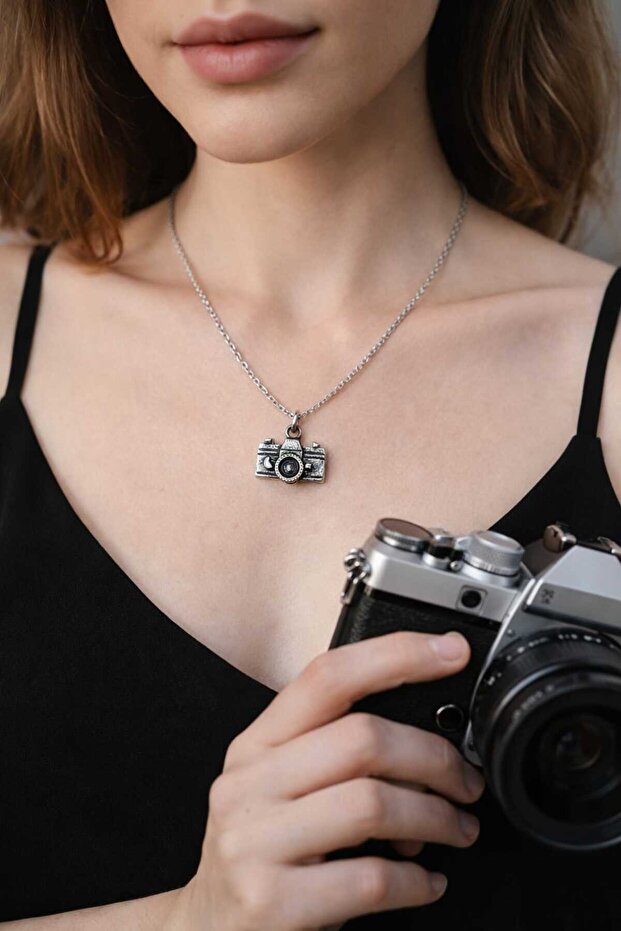 Women's Necklace Photographer Camera Necklace Accessory Jewelry Gift