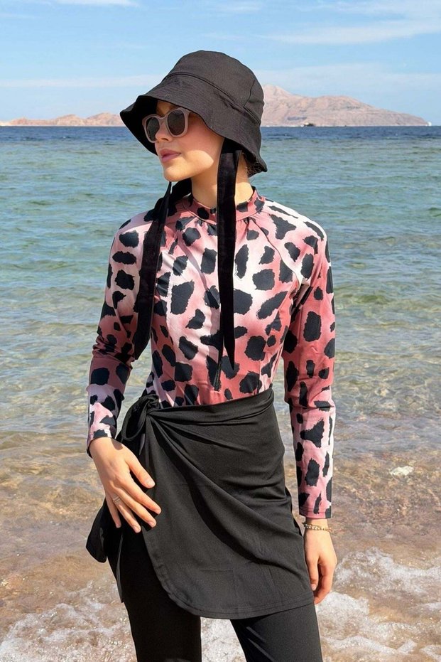 3-Piece Hijab Swimsuit Set with Dots