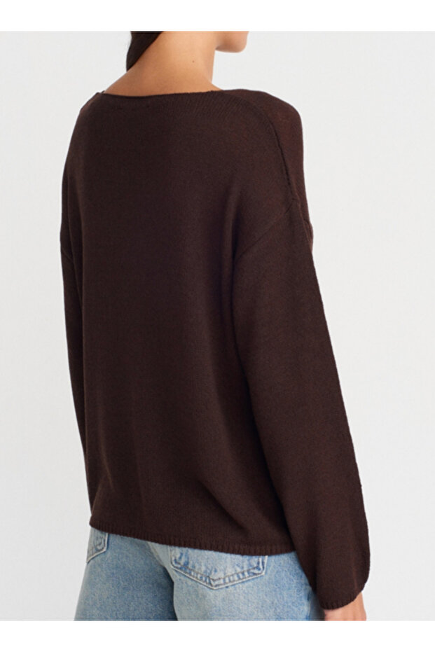 Women's Oval Neck Draped Knitwear - 2