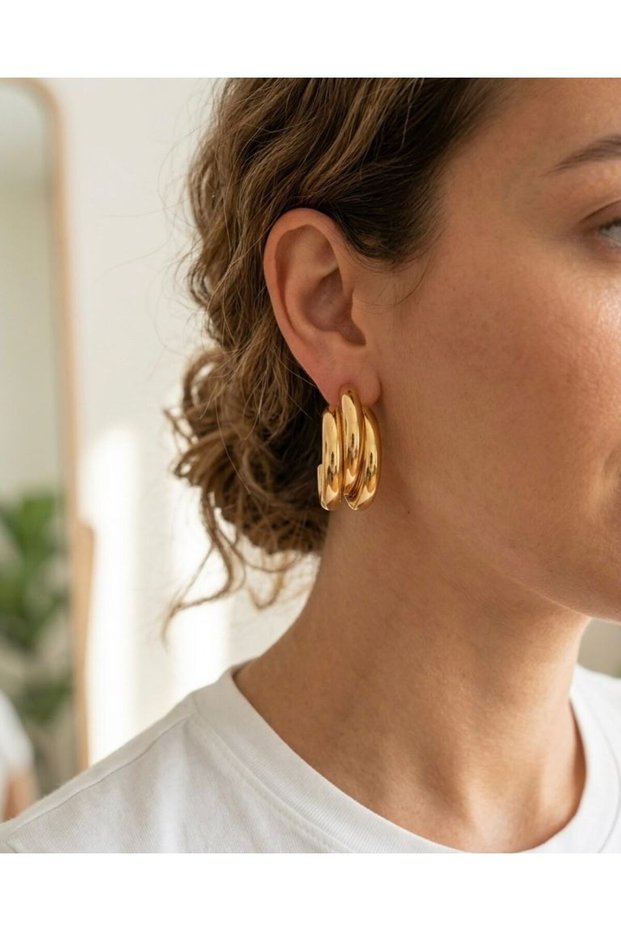 Gold Color Triple Hoop Earrings Modern Stylish Design Tarnish-Resistant Plated Trendy Earring Model