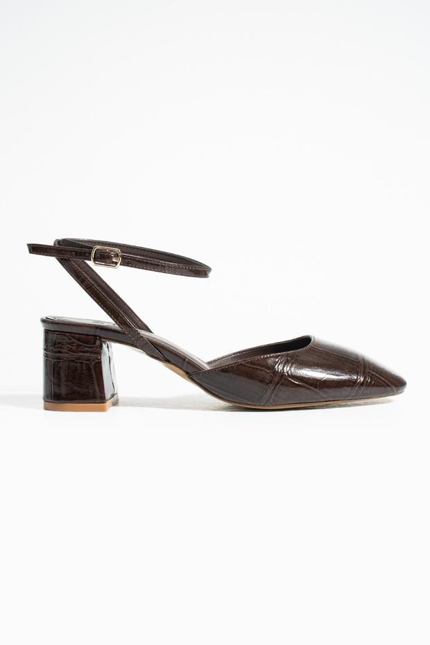 Amber Brown Croco Open Back Thick Heeled Shoes